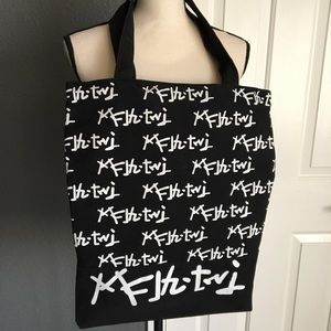 Script black and white long purse!